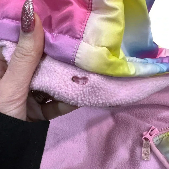 Carter’s Girls Rainbow Puffer Coat 4t - Picture 10 of 10